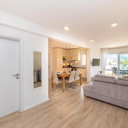 Апартаменты Luxury Belissima *