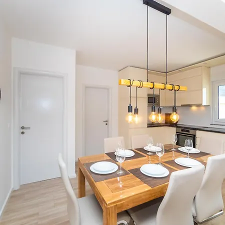 Апартаменты Luxury Belissima Макарска