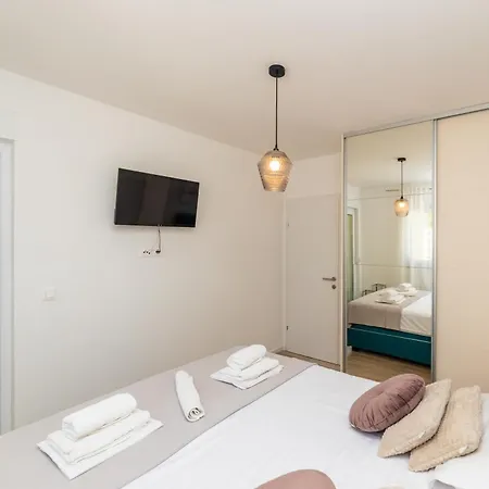 Luxury Belissima Макарска