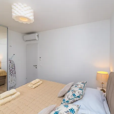 Luxury Belissima Makarska