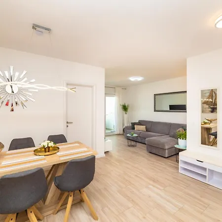 Апартаменты Luxury Belissima *