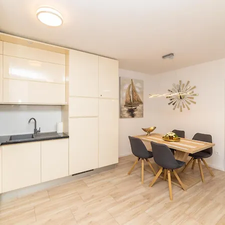 Апартаменты Luxury Belissima Макарска