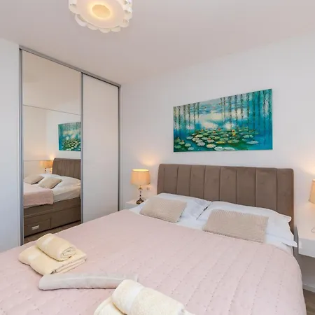 Luxury Belissima Makarska