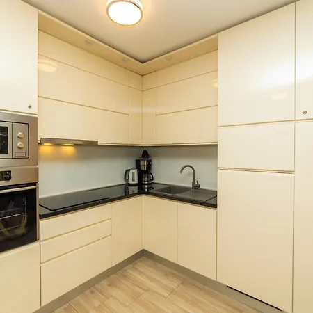 Luxury Belissima Макарска