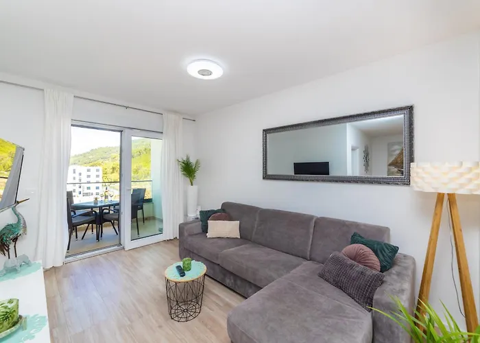 Luxury Belissima Makarska